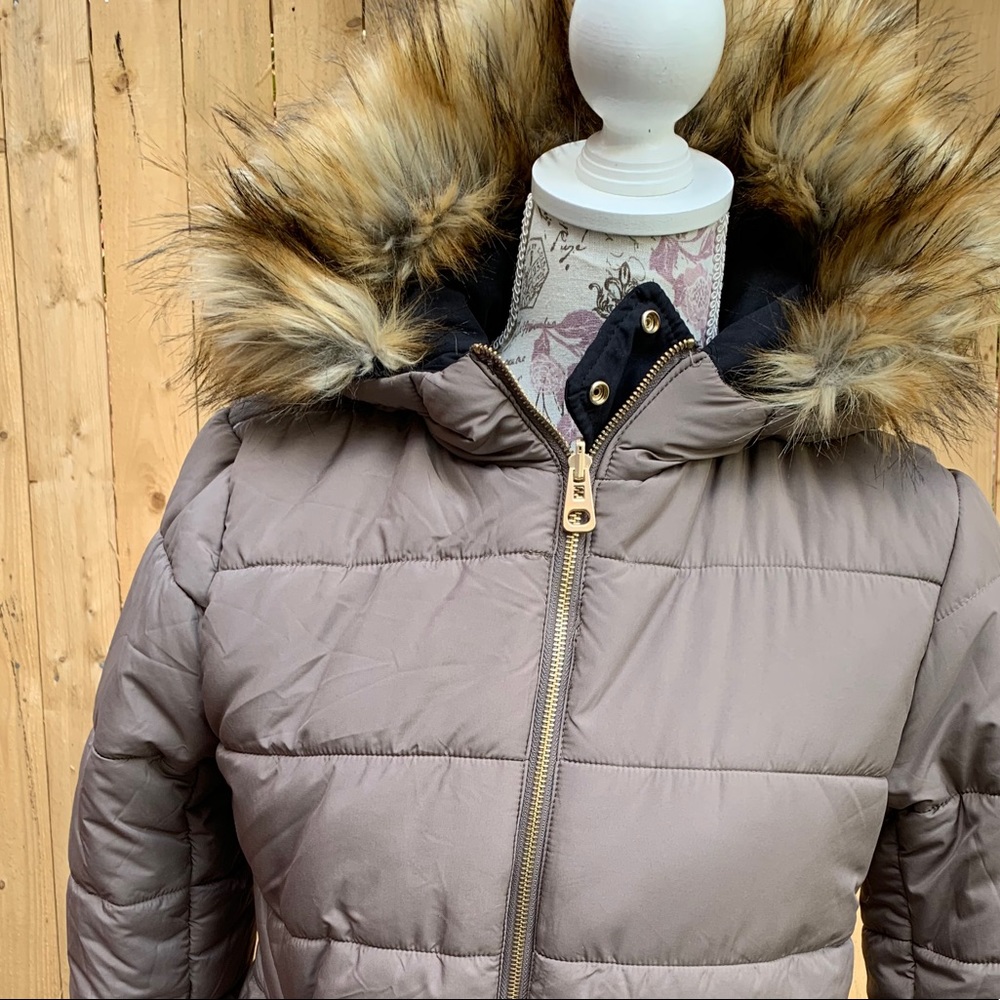 ♥️♥️♥️ GIFTED…Warm, NWT REVERSIBLE warm Winter Coat Mushroom and Black